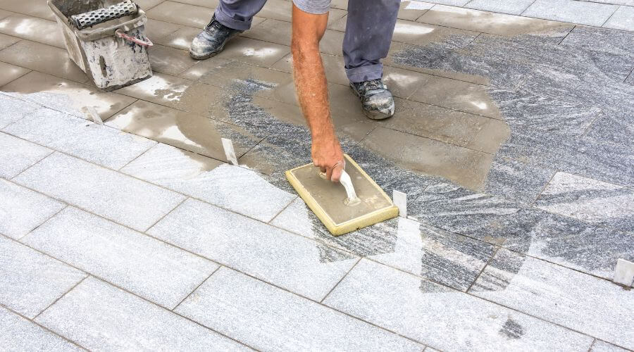 Professional gutter cleaning in Clarence, PA